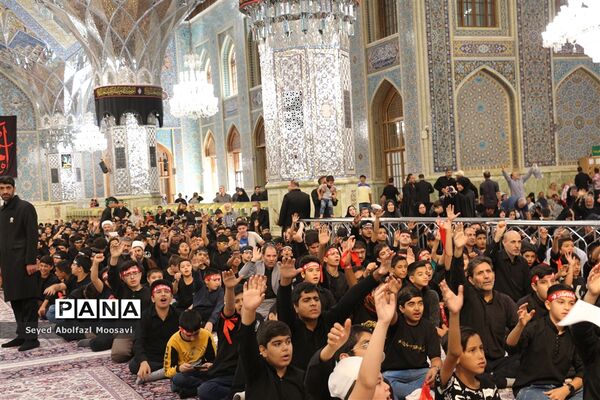 سوگواره احلی من العسل در حرم مطهر امام رضا علیه السلام