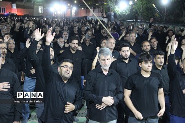 حضورمدیرکل آموزش و پرورش شهرستان‌های استان تهران درشب تاسوعای حسینی شهرستان اسلامشهر