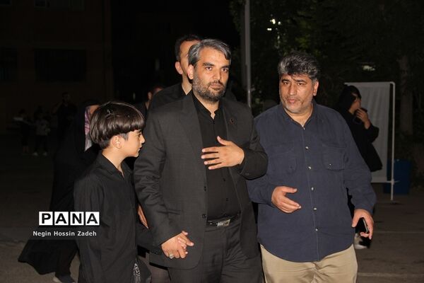 حضورمدیرکل آموزش و پرورش شهرستان‌های استان تهران درشب تاسوعای حسینی شهرستان اسلامشهر