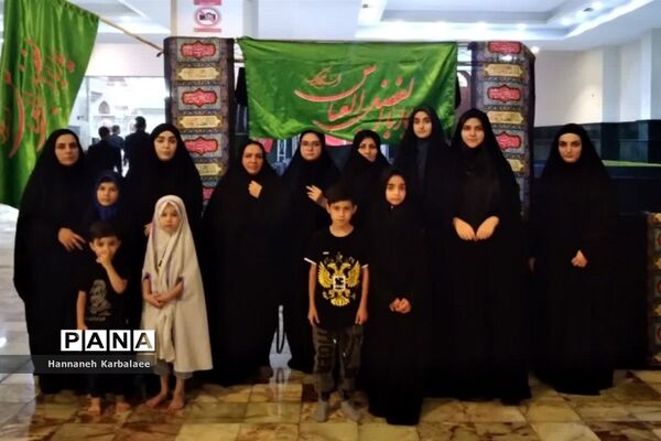 برگزاری اردو به مرقد امام خمینی(ره) برای دختران فاطمی بهارستان ۲