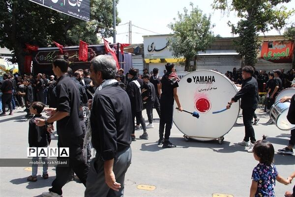 تاسوعا با عاشقان حسینی در بجنورد