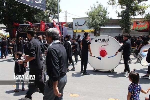 تاسوعا با عاشقان حسینی در بجنورد