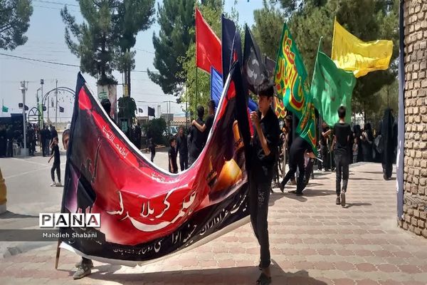 حضور  هیات مذهبی در امامزاده سید محمد(ع) کاشمر