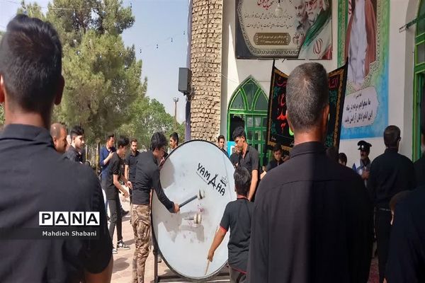 حضور  هیات مذهبی در امامزاده سید محمد(ع) کاشمر