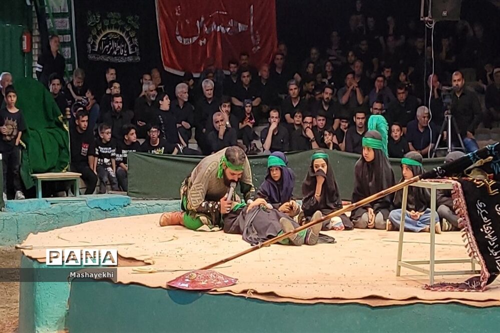 مراسم شبیه خوانی مراسم شهادت حضرت ابالفضل العباس در روز تاسوعا