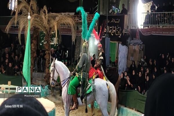 مراسم شبیه خوانی مراسم شهادت حضرت ابالفضل العباس در روز تاسوعا