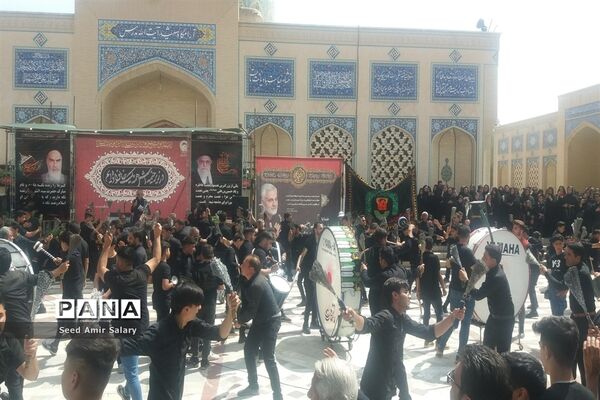 عزاداری تاسوعای حسینی در آرامگاه شهید مدرس کاشمر