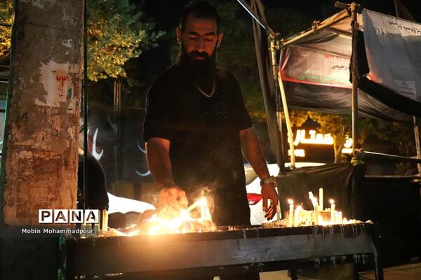 آیین شمع‌گذاری در تبریز