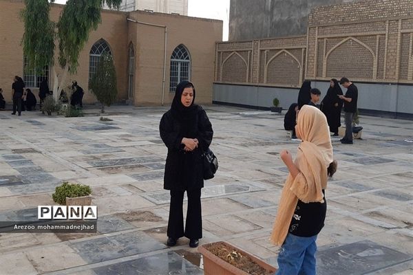 حضور مردم شهرستان قرچک، کنار عزیزان آسمانی‌ در روز دهم ماه محرم