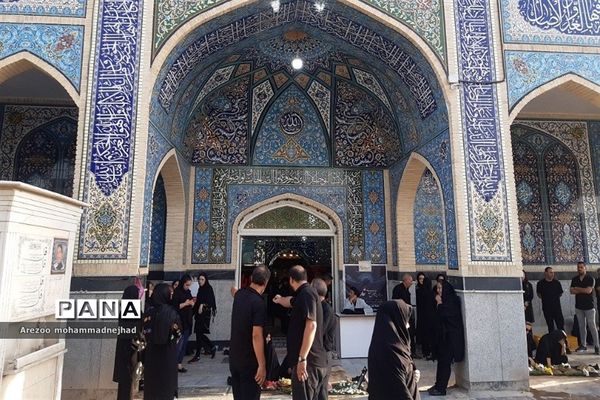 حضور مردم شهرستان قرچک، کنار عزیزان آسمانی‌ در روز دهم ماه محرم