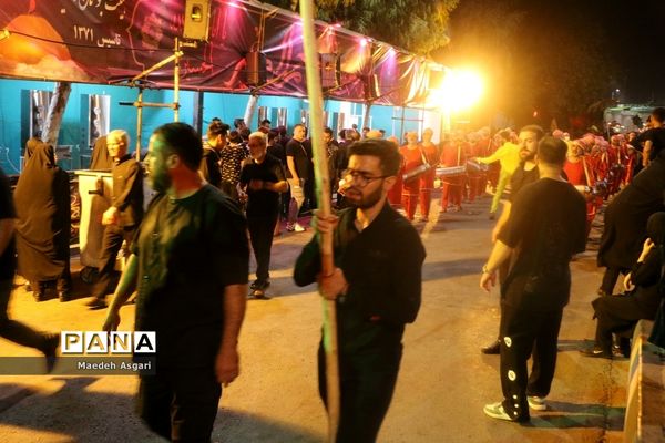 دسته تعزیه‌خوان لشکریان یزید در شب عاشورا