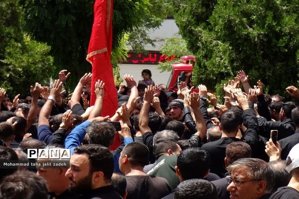 اجتماع بزرگ عاشورا حسینی در پرند