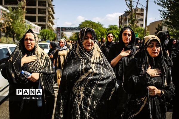 آیین سنتی «گِل مالی» لرستانی‌‎های مقیم تهران