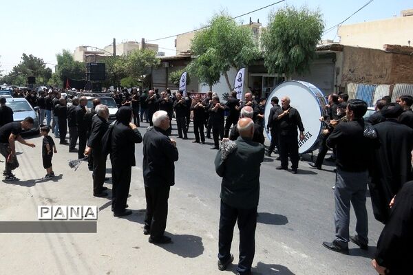 دسته‌های عزاداری ظهر عاشورا در قیامدشت