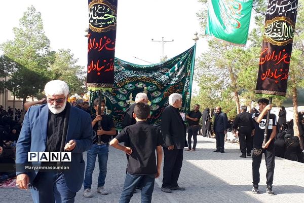 آیین عزاداری روز عاشورا در ابرکوه
