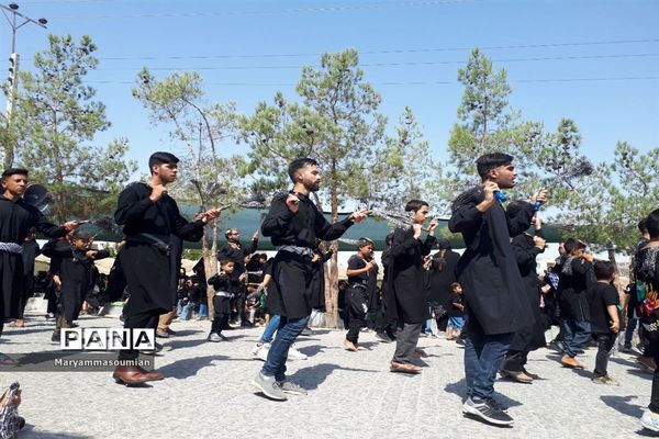 آیین عزاداری روز عاشورا در ابرکوه