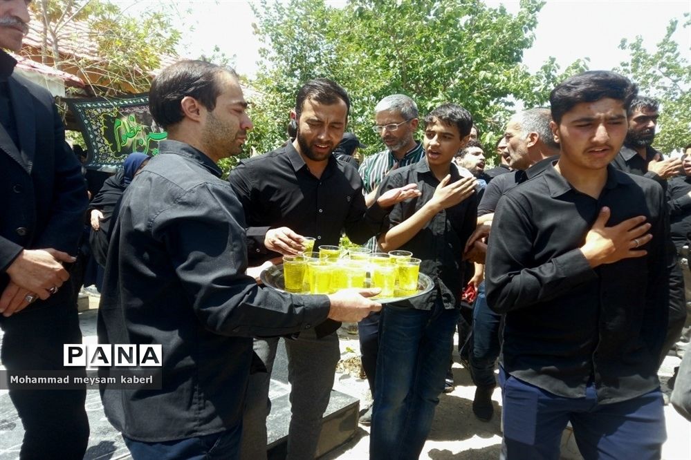 آیین 100 ساله زنجیر زنی در روستای جاغرق