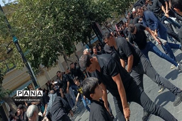 قافله عزاداری صبح عاشورا مشهد مقدس