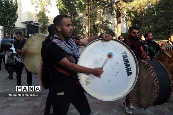 مراسم عزاداری دستجات حسینی در استانداری آذربایجان شرقی