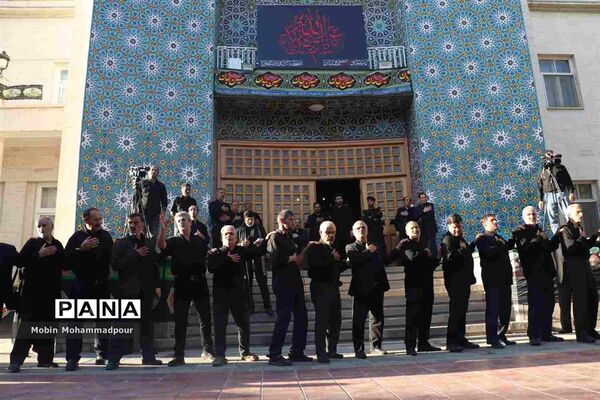 مراسم عزاداری دستجات حسینی در استانداری آذربایجان شرقی