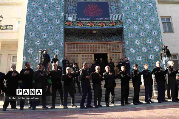 مراسم عزاداری دستجات حسینی در استانداری آذربایجان شرقی