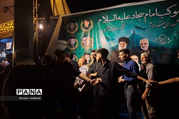 برگزاری مراسم پذیرایی خیابانی در موکب‌های مشهد