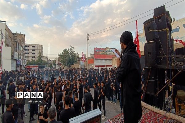 مراسم خیمه سوزان ،ظهر عاشورا در مصلی مشهد مقدس