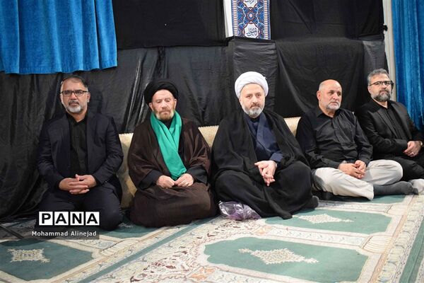 مراسم عزاداری  حسینی در حسینیه ثارالله خرم آباد