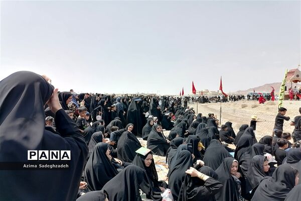 مراسم تعزیه‌خوانی روز عاشورا در خاتم