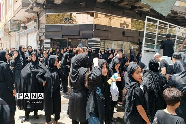 تجمع عزاداران شهرستان قرچک در روز سوم شهادت امام حسین(ع)