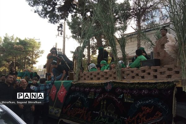 حرکت کاروان نمادین بنی اسد در شهرستان کاشمر