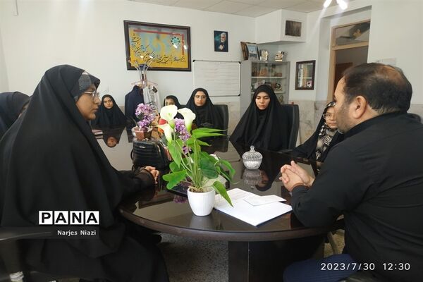 مراسم تقدیر از دانش‌آموزان دختر خبرنگار فعال پانا در شهرستان کاشمر