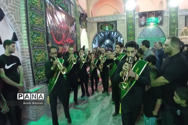 عزاداری شب بنی‌اسد در نایین