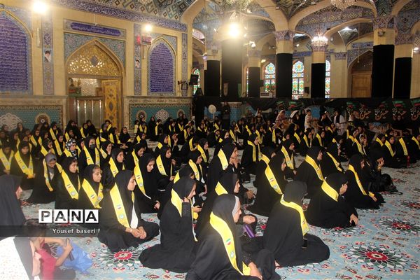 اعزام ۱۲۰ دانش‌آموز دختر زیارت‌اولی یزدی به مشهد مقدس
