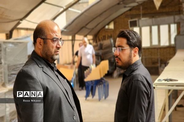 تحویل تجهیزات جدید برای مدارس جدید بهارستان