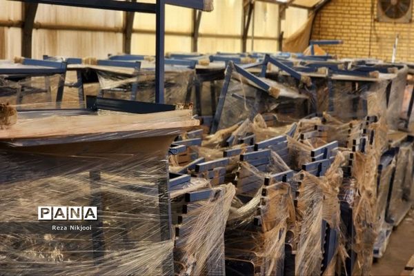 تحویل تجهیزات جدید برای مدارس جدید بهارستان