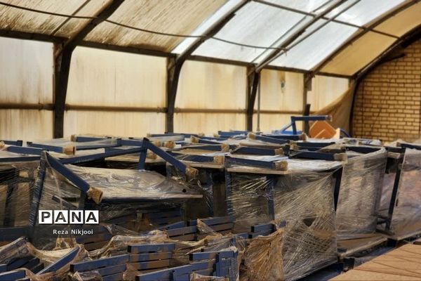 تحویل تجهیزات جدید برای مدارس جدید بهارستان