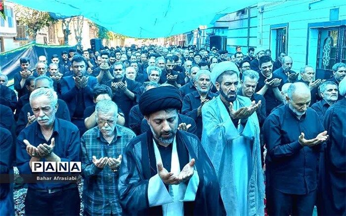 ندای " لبیک اللهم لک لبیک " نماز گزاران جمعه عاشورایی در شهرستان رباط‌کریم/فیلم