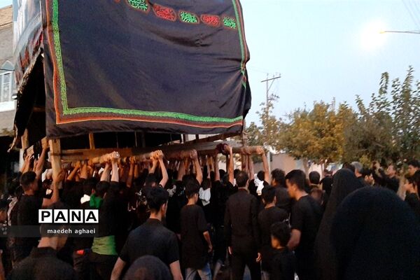 عاشورا، زمانی برای عاشقی زیر پرچم امام حسین(ع)