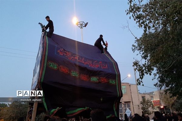 عاشورا، زمانی برای عاشقی زیر پرچم امام حسین(ع)