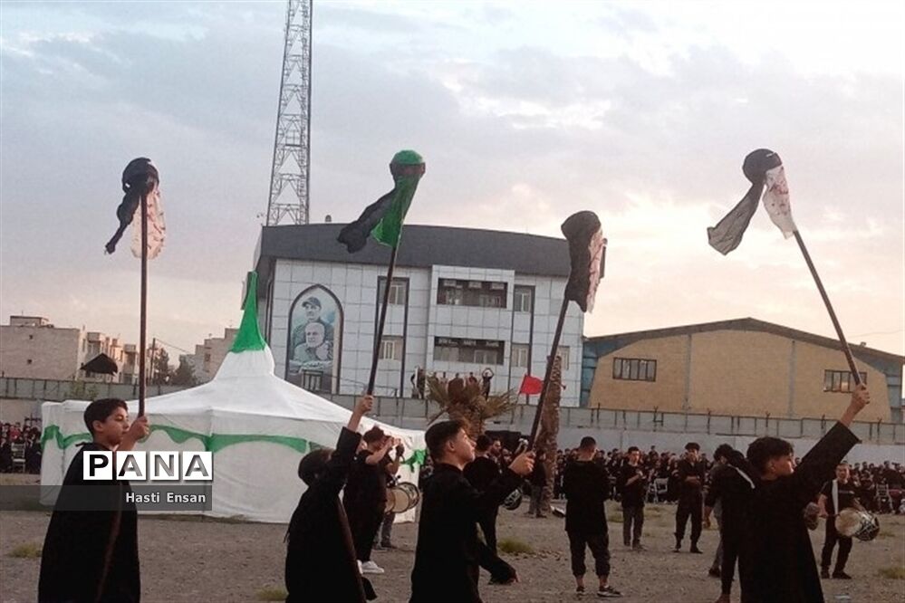 برگزاری مراسم خیمه سوزان در شهرک غرب مشهد