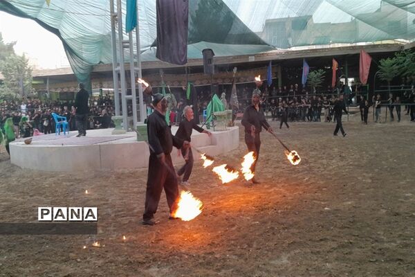 مراسم تعزیه‌خوانی شهادت امام حسین(ع) در شهر شهید‌پرور کوشک