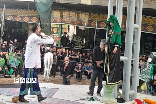 مراسم تعزیه‌خوانی شهادت امام حسین(ع) در شهر شهید‌پرور کوشک