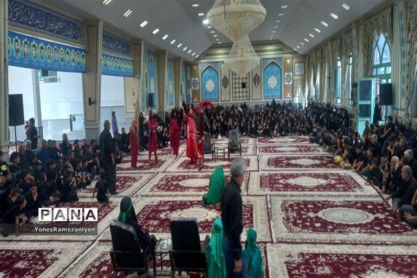 تعزیه‌خوانی روز عاشورا در روستای مزده خلیل‌آباد