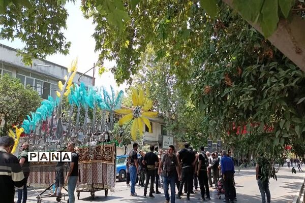 مراسم عزاداری ظهر روز عاشورای حسینی در ساری