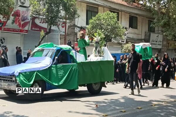 مراسم عزاداری ظهر روز عاشورای حسینی در ساری