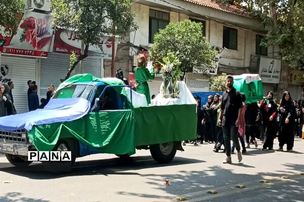 مراسم عزاداری ظهر روز عاشورای حسینی در ساری