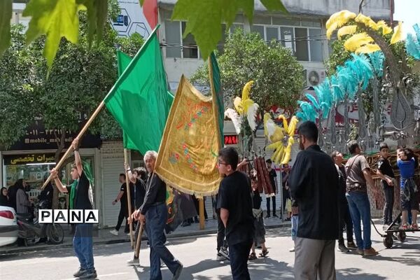 مراسم عزاداری ظهر روز عاشورای حسینی در ساری