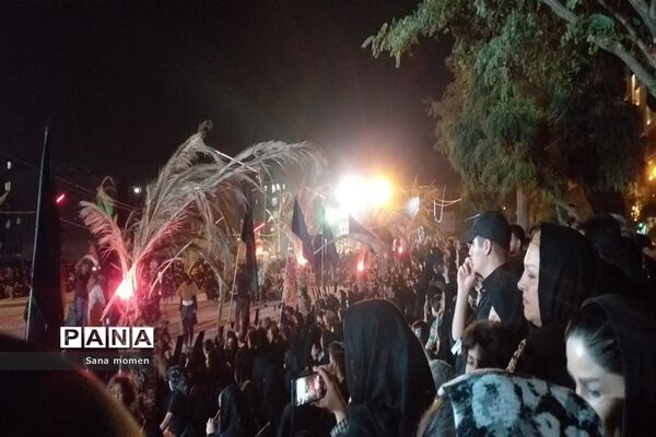 مراسم سوگواری شام غریبان در مشهد مقدس