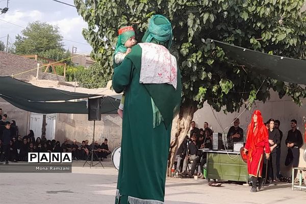 آیین مراسم تعزیه‌خوانی ماه محرم در روستای فرشه شهرستان کاشمر